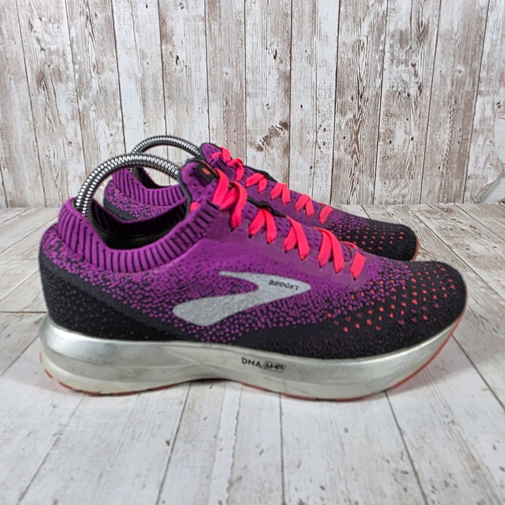 Brooks Levitate 2 Womens 7.5 Running Shoes Purple Black DNA AMP 1202791B596